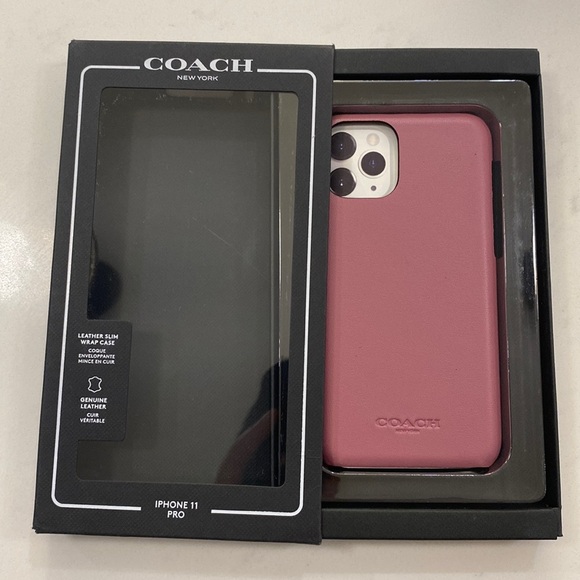 ✨NEW✨COACH IPHONE 11 PRO CASE - Picture 1 of 6